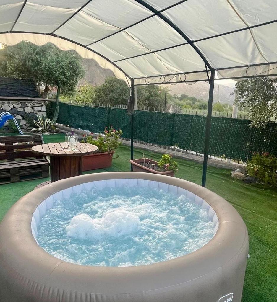 Casa Vacanze A Rava Francavilla di Sicilia Exterior foto