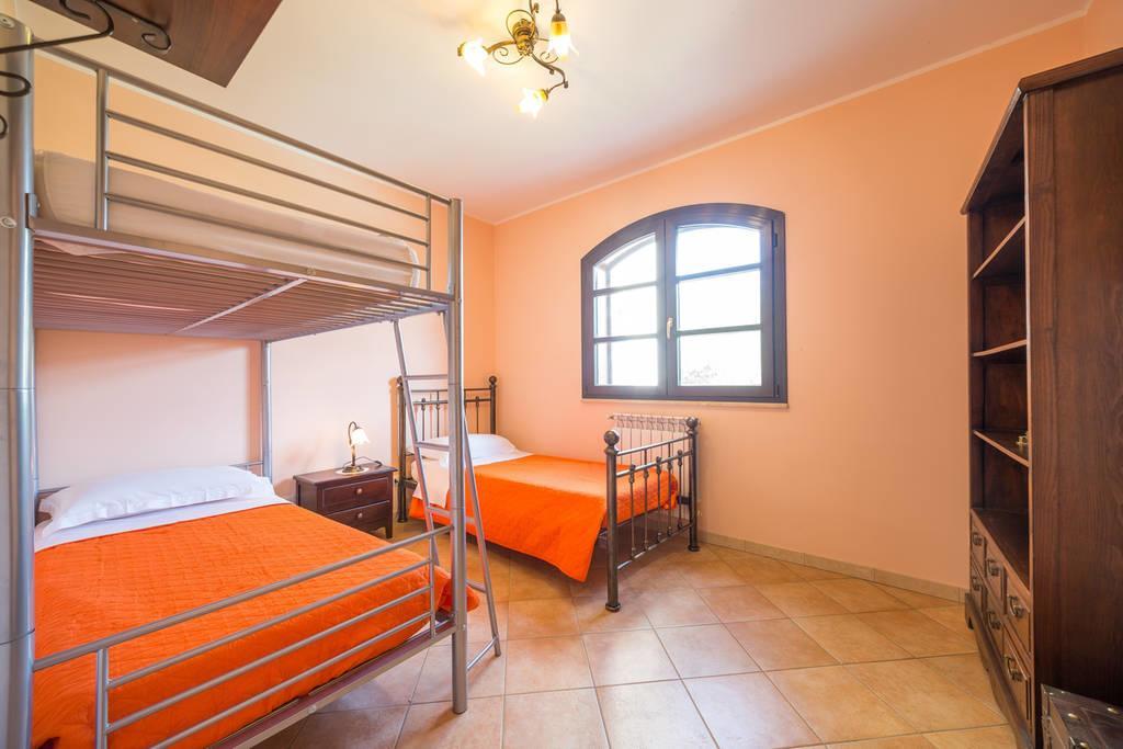 Casa Vacanze A Rava Francavilla di Sicilia Exterior foto